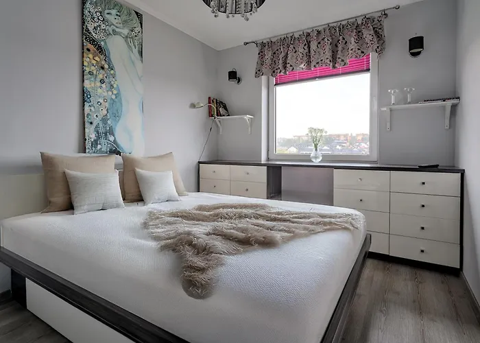 60m2 - Cozy Near Park Gdańsk